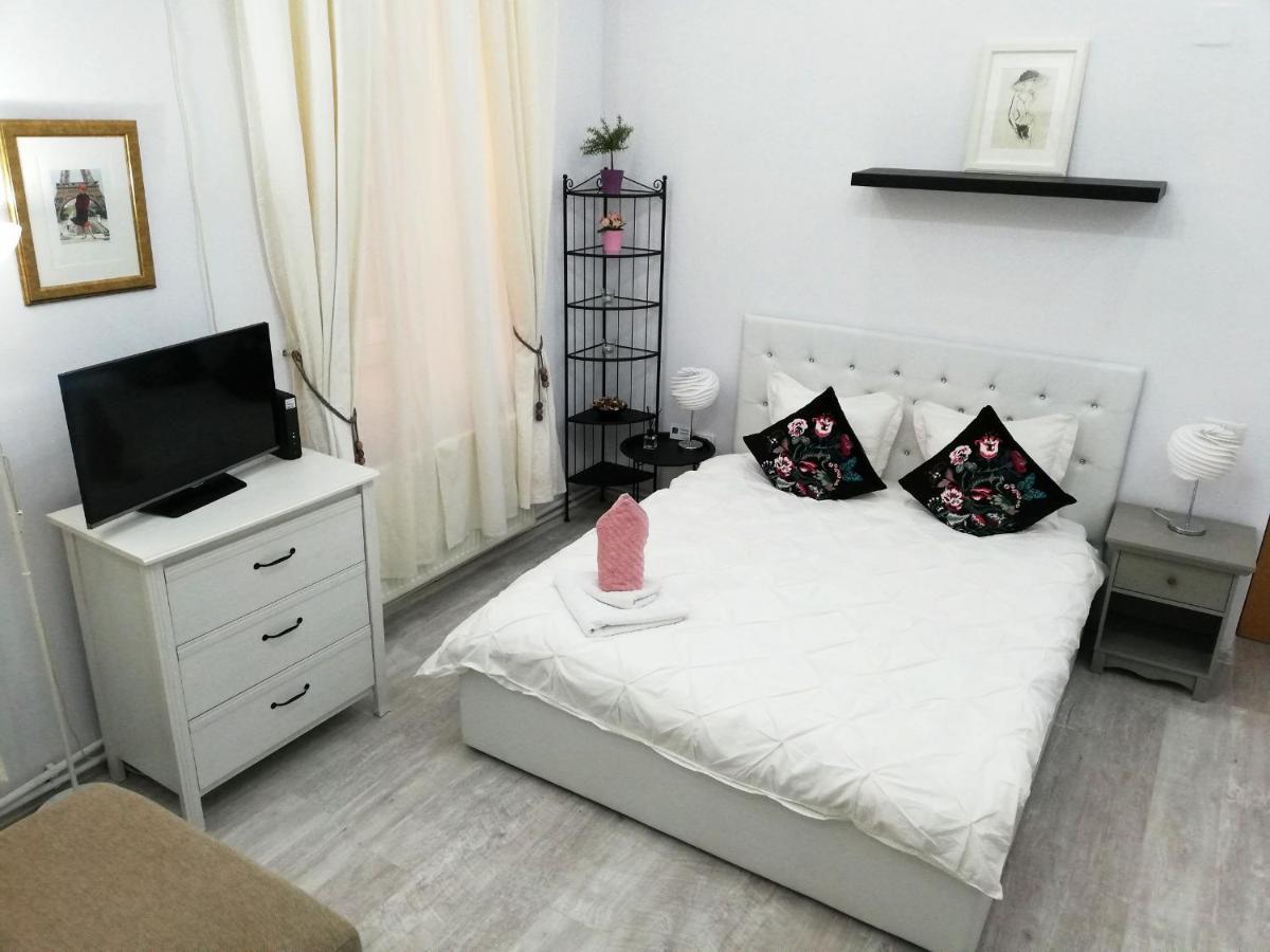 Ultracentral Studio For 4 Bucureşti Ngoại thất bức ảnh