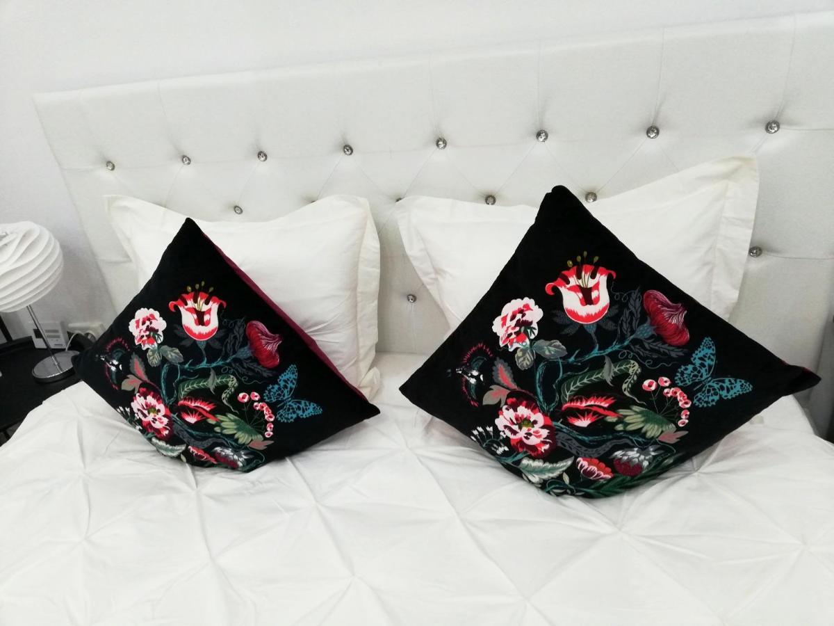 Ultracentral Studio For 4 Bucureşti Ngoại thất bức ảnh